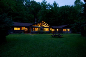 Creekwalk Inn Bed and Breakfast with Cabins